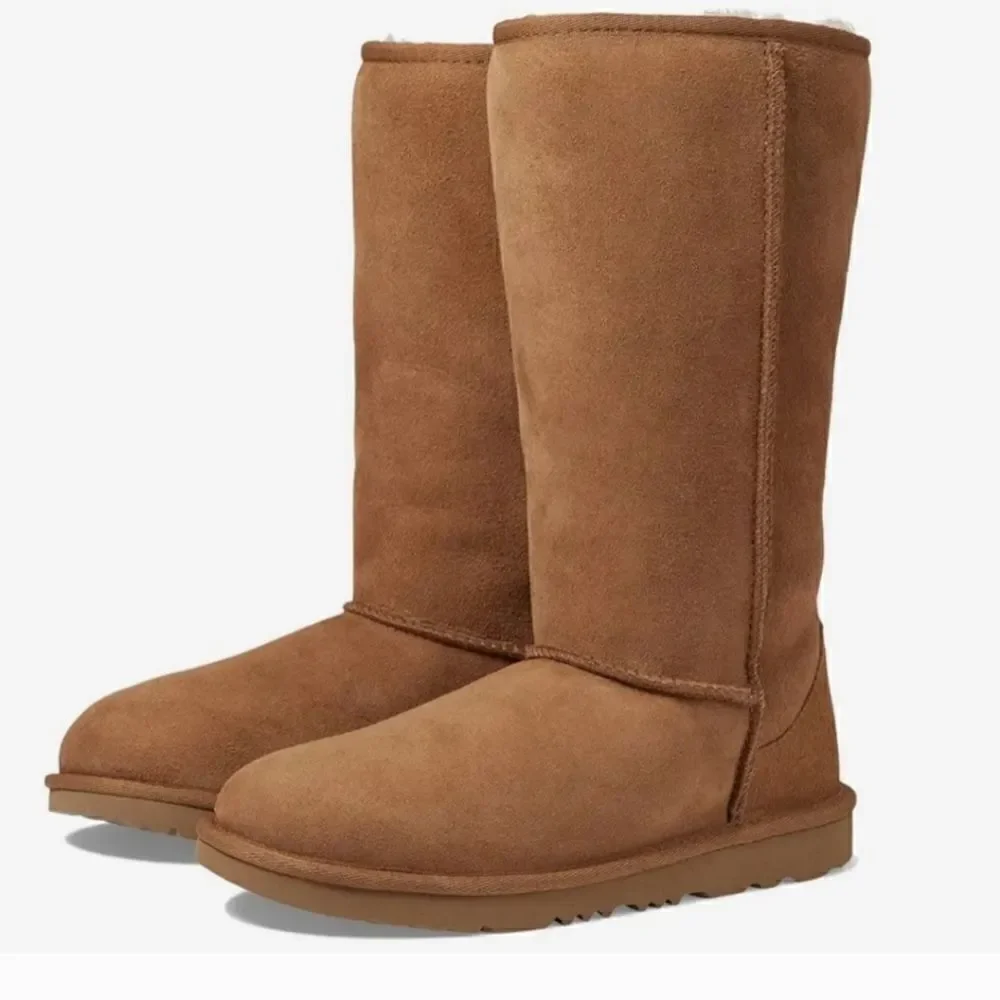NWT UGG Kids' Classic Tall II Water Resistant Boots Size 13 little girl Chestnut